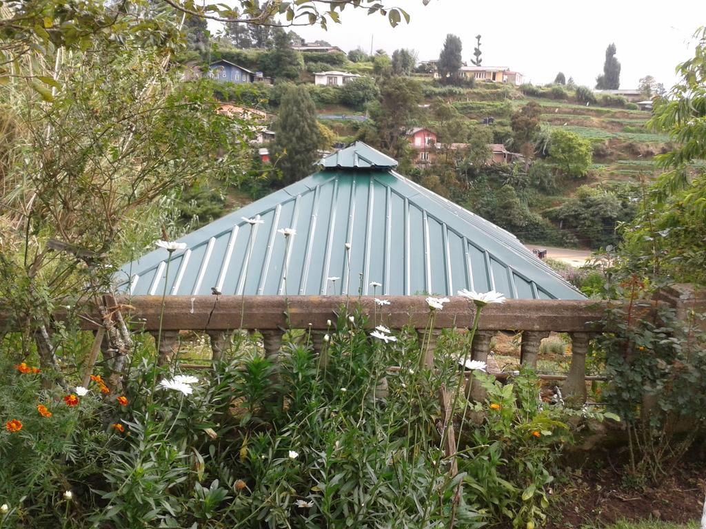 Senani Colonial Holiday Bungalow Nuwara Eliya Værelse billede