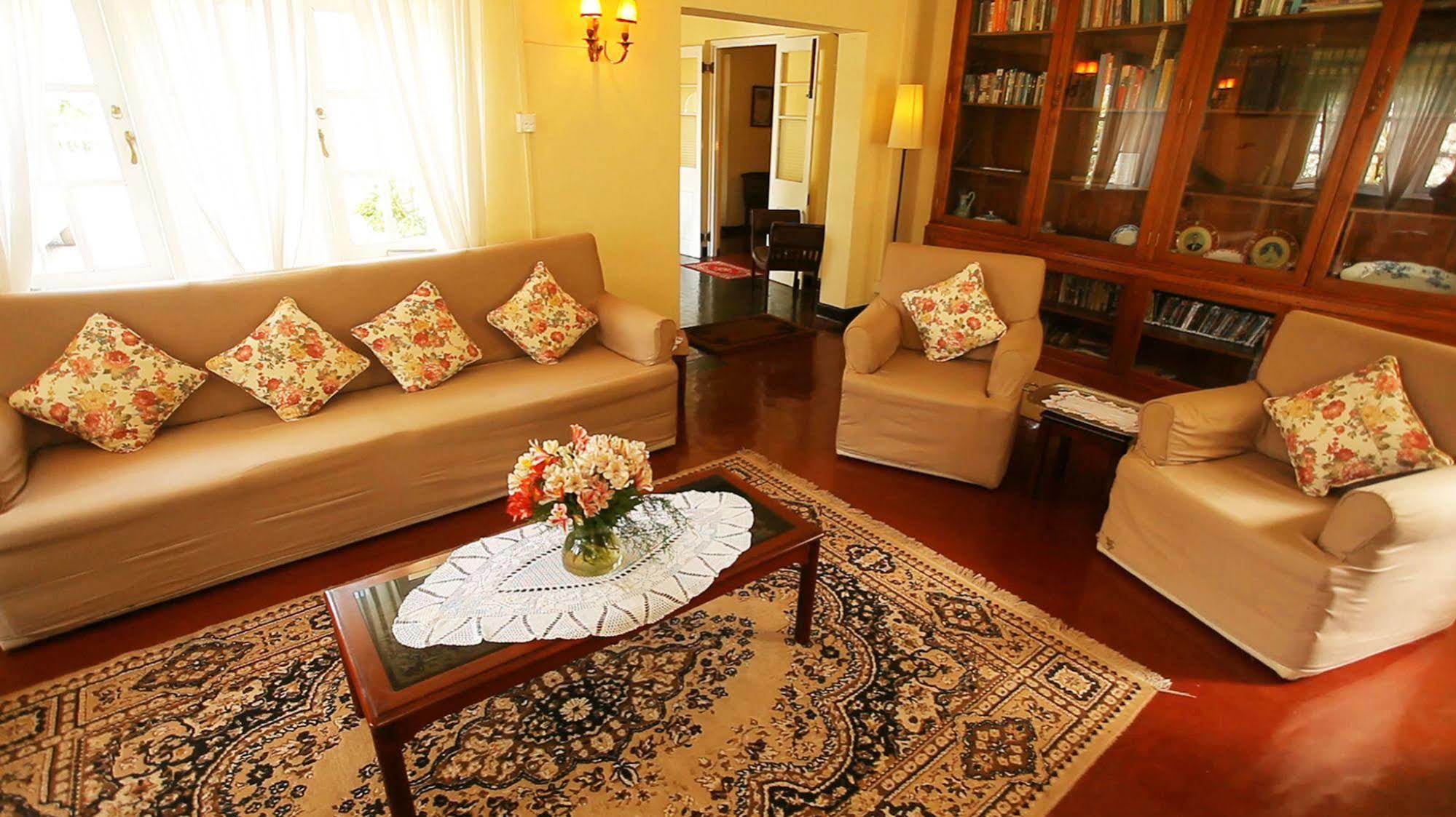 Senani Colonial Holiday Bungalow Nuwara Eliya Eksteriør billede